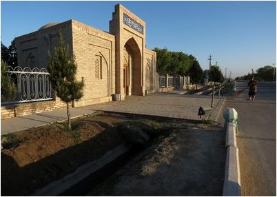запад запад
